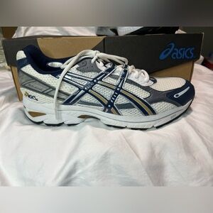 NIB ASICS GT-2110 Gel Sneakers Size 12